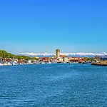 Waterfront In 54587 *