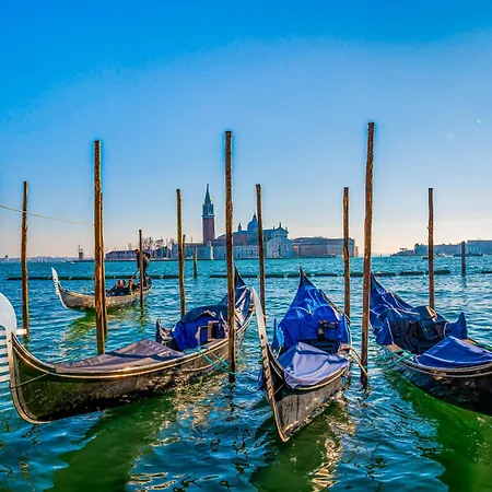 Waterfront In 54587 Apartment *