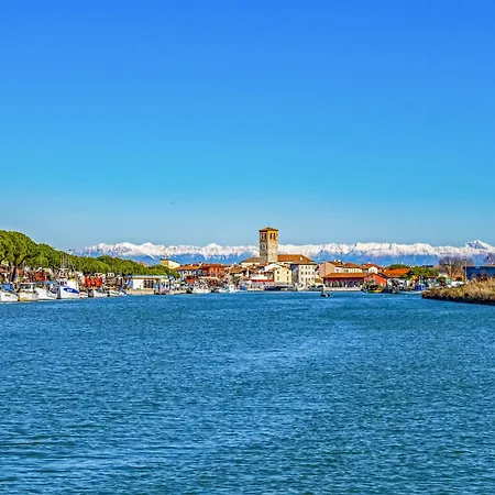 Waterfront In 54587 *